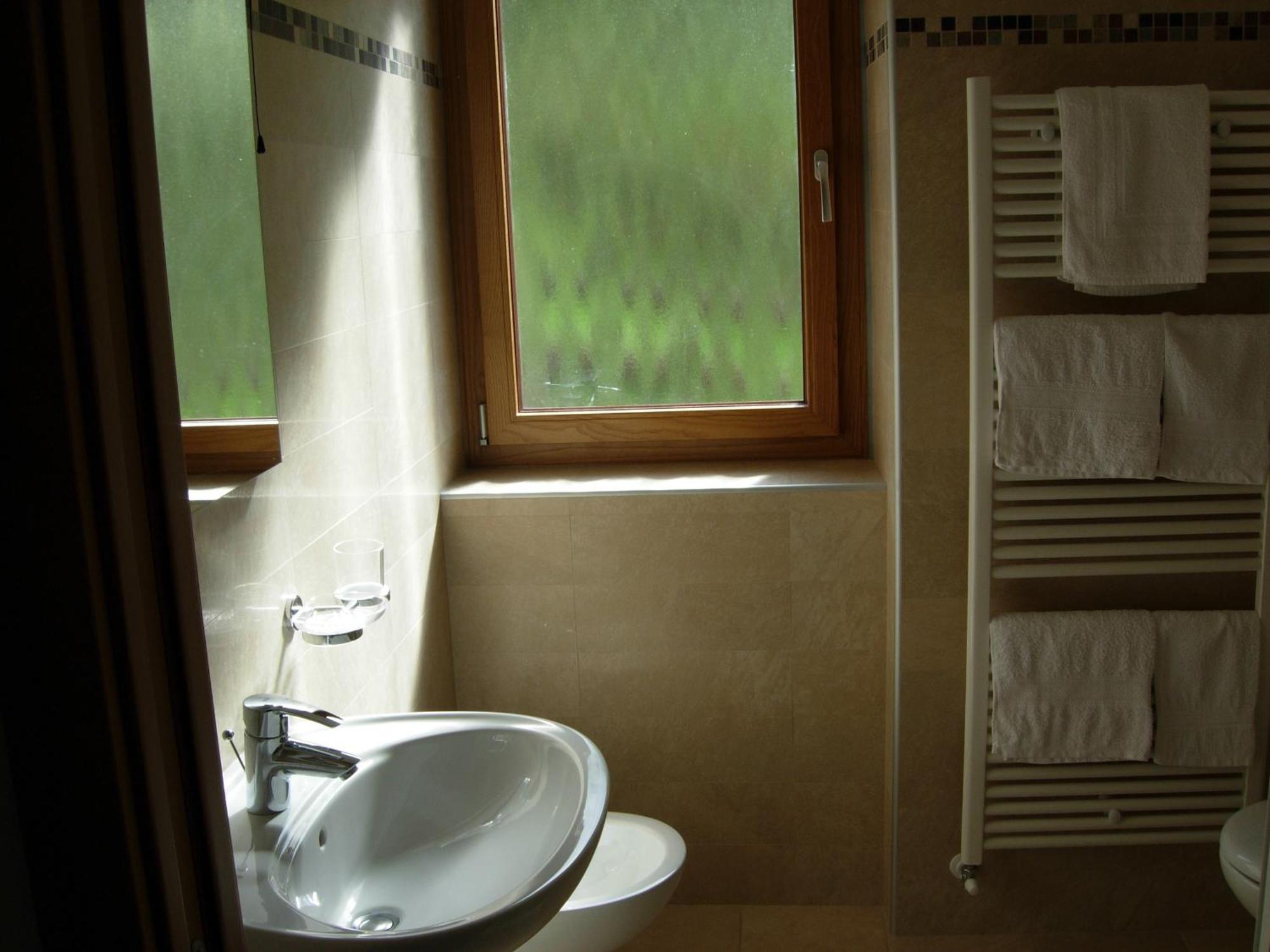 B&B Ledro Affittacamere Меццолаго Экстерьер фото